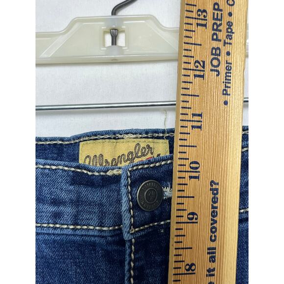 Wrangler 20X Women’s 18R Blue Straight Leg Denim Jeans 5 Pocket Western Style - Picture 7 of 8
